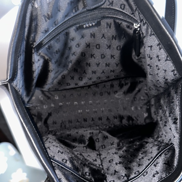 {VGUC} DKNY leather snap shoulder bag - Picture 10 of 10